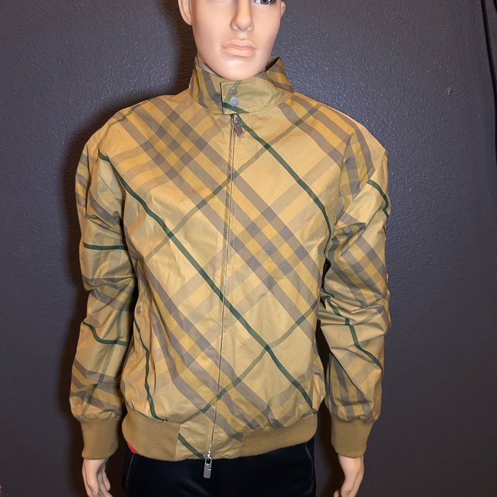 New Men Burberry  Check Gabardine Bomber Jacket  Size 44Us Or 54 EU Color Cedar